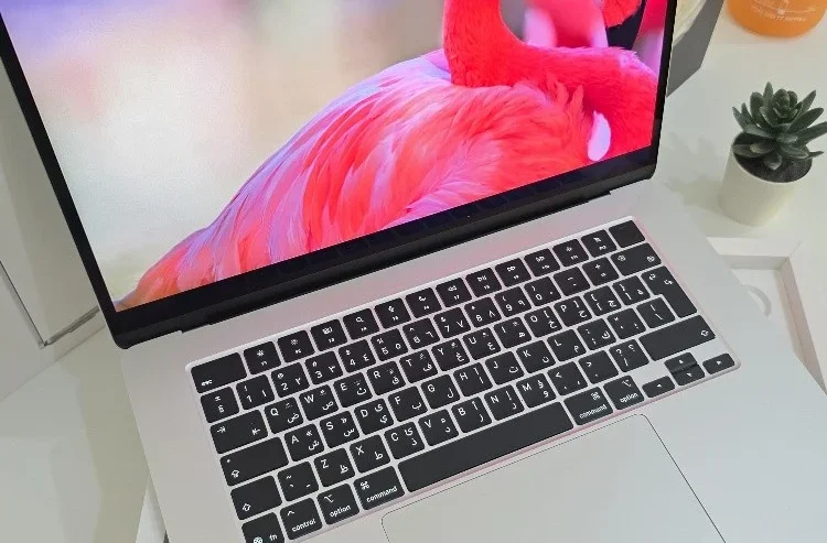 M4 15″ Macbook Air 16/512 Silver