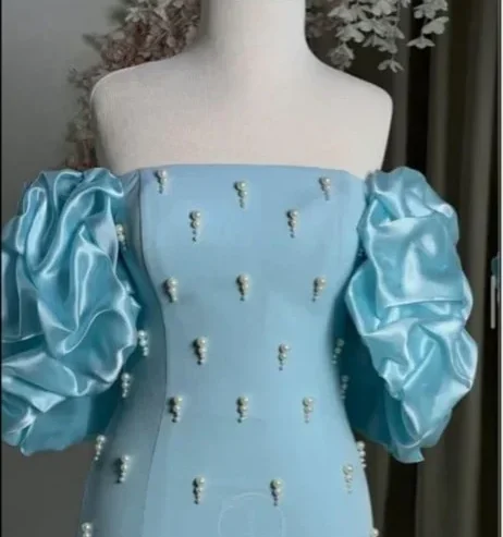 Elegant Dress for Sale, Stunning Design, (NEW)