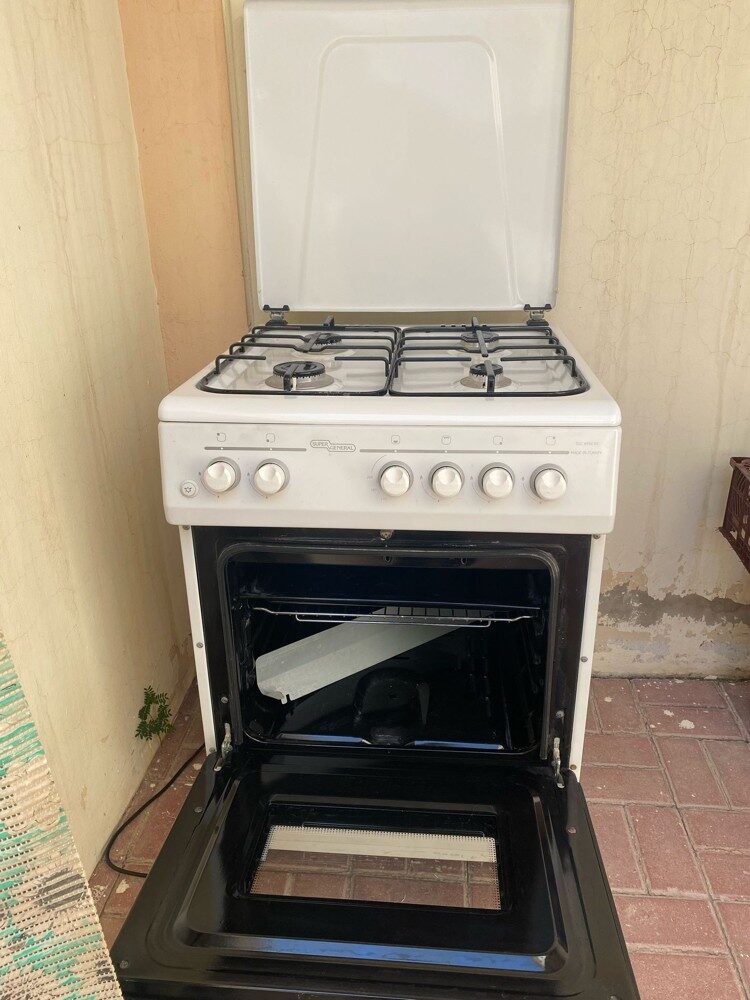 Super General 4 Burner with Oven