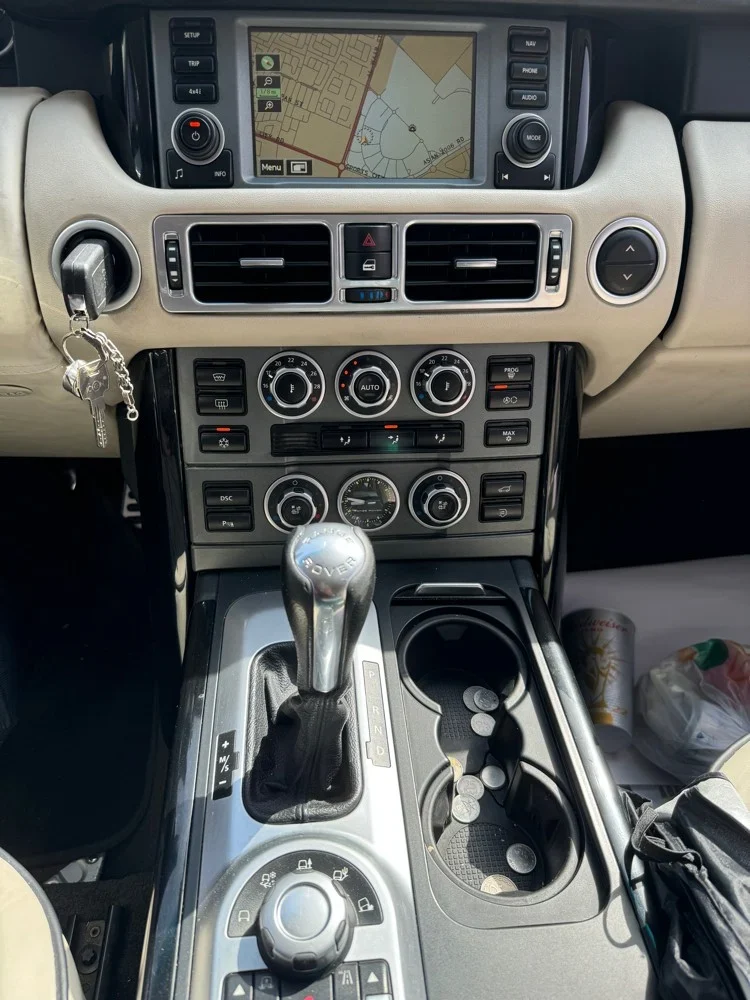 2009 Range Rover Vogue – For Sale