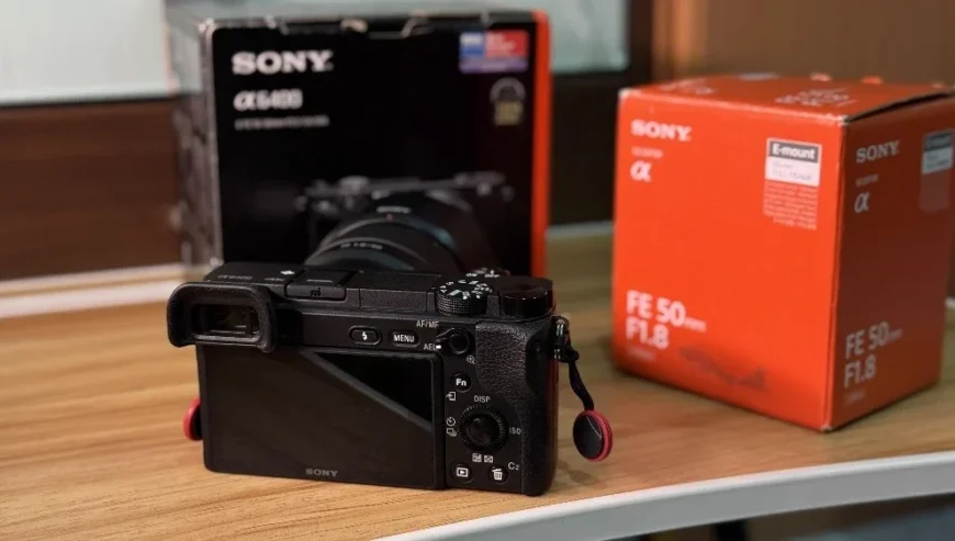 Sony A6400 with Sony 50mm F1.8