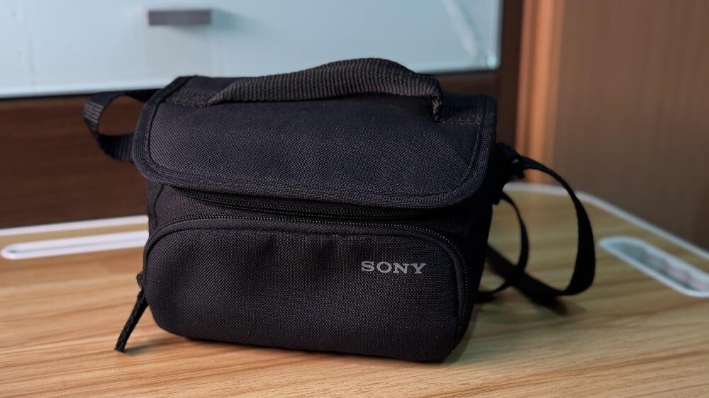 Sony A6400 with Sony 50mm F1.8