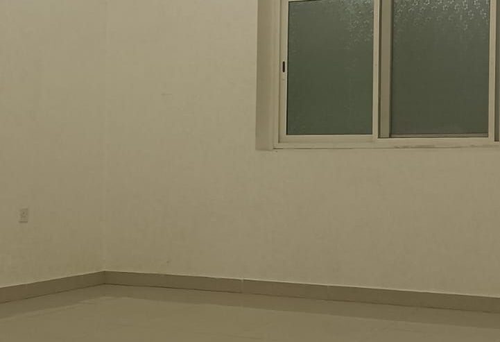 Unfinished studio for rent in Al Dafnah area