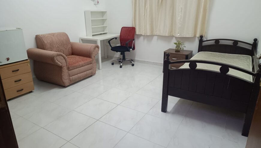 ROOM FOR RENT AL NASR AREA