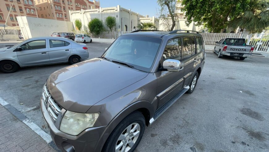 For Sale: Mitsubishi Pajero 2013