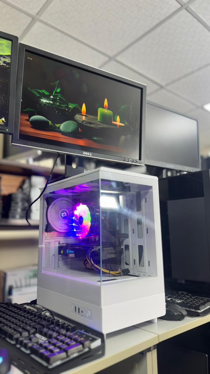 AMD Ryzen 7 2700X Gaming / Editing PC