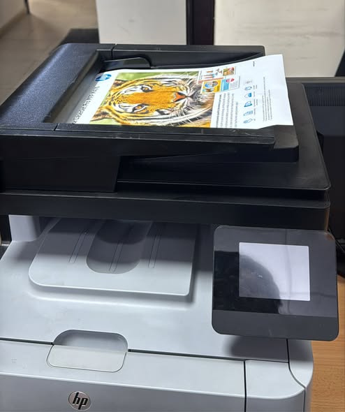 🖨️ HP Color LaserJet Pro MFP M476dn