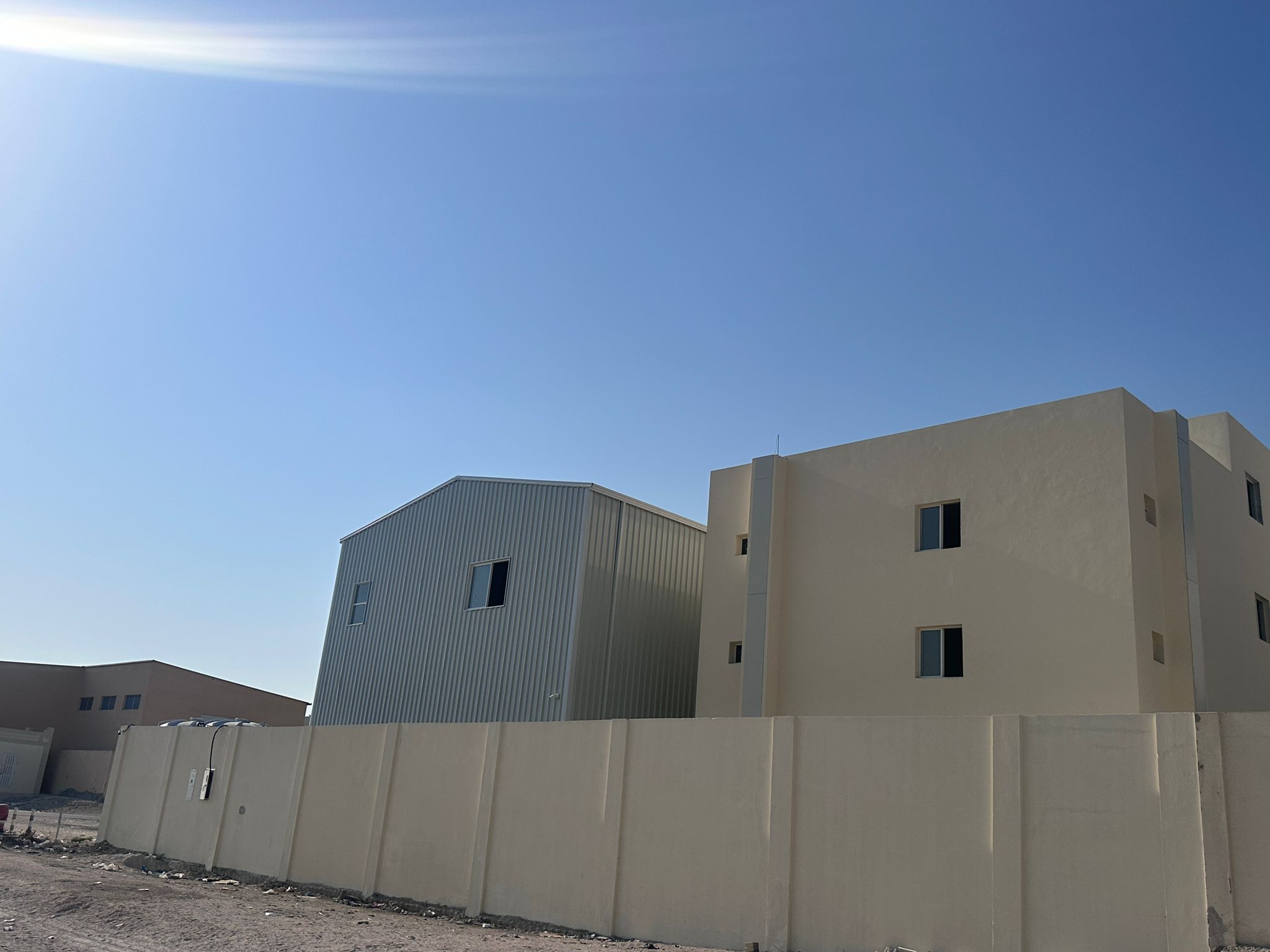 Warehouse & Accom.For Rent – (Annual Contract)