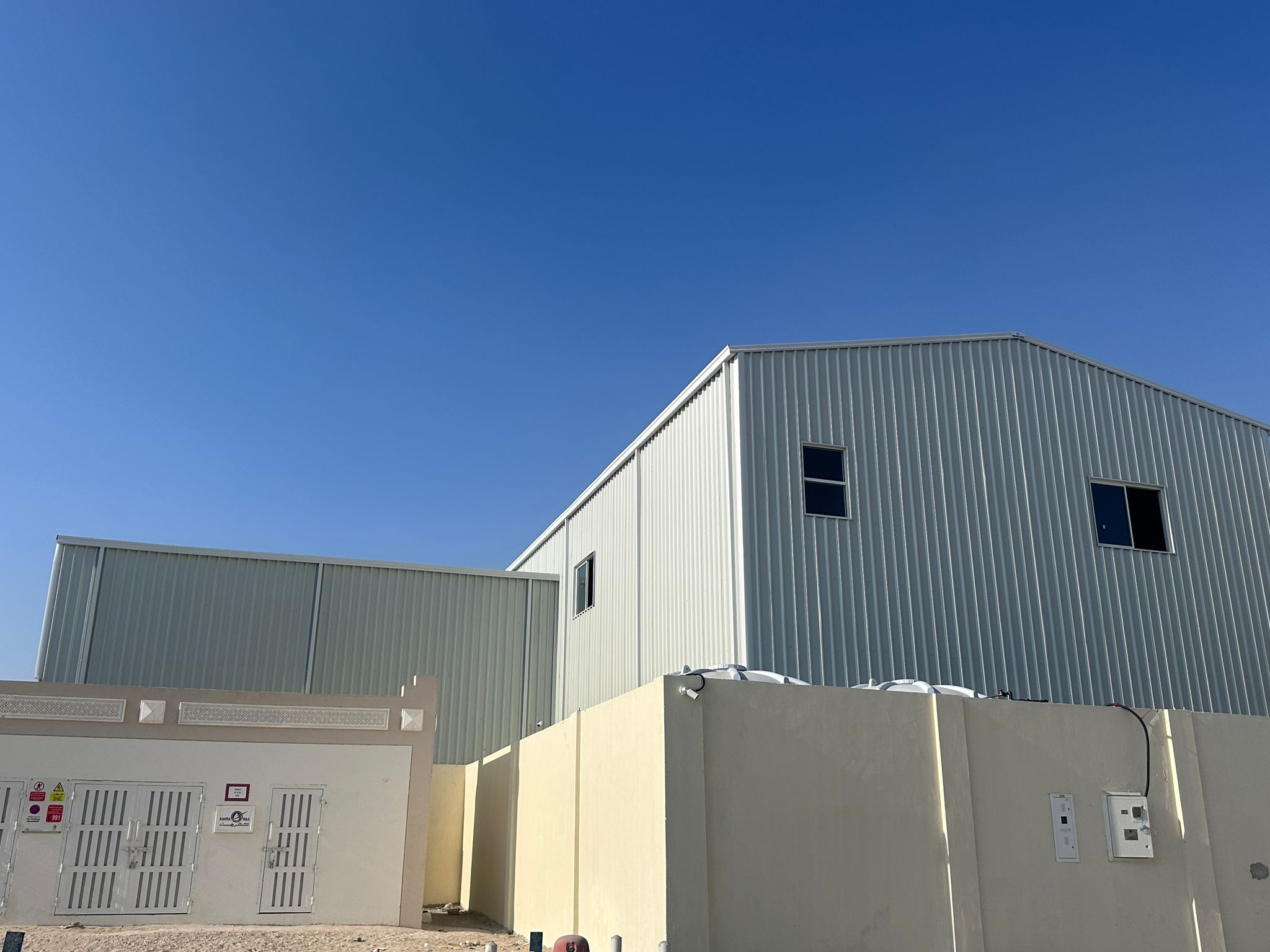 Warehouse & Accom.For Rent – (Annual Contract)