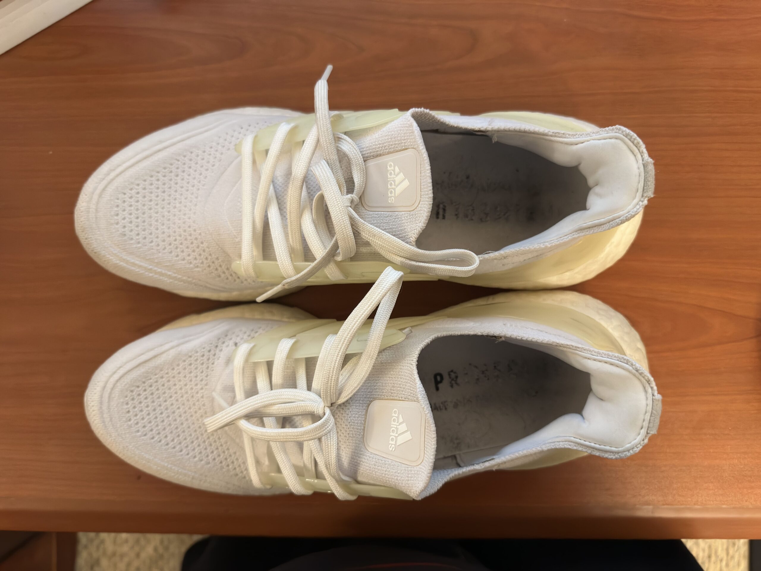 👟 Adidas Ultraboost 21 (White) US 10 / UK 9.5