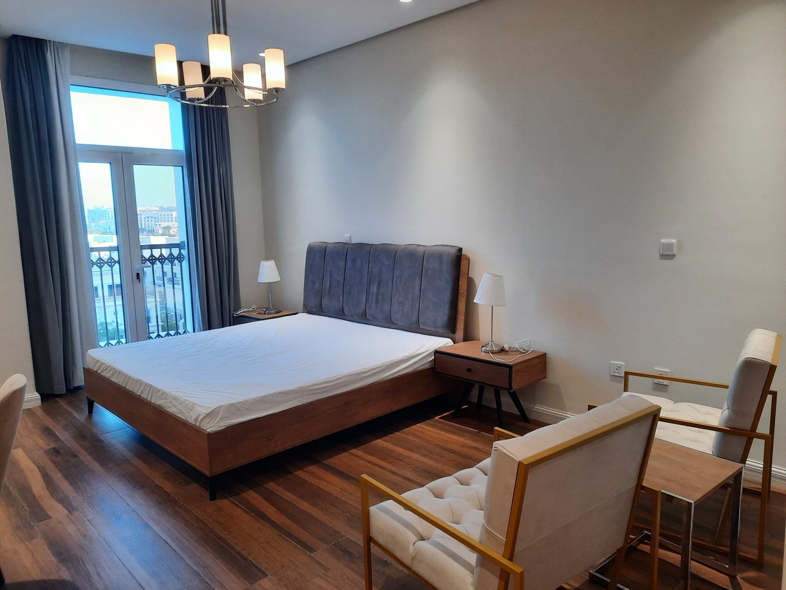 3BR Luxury Flat with Sea View & 6 Balconies