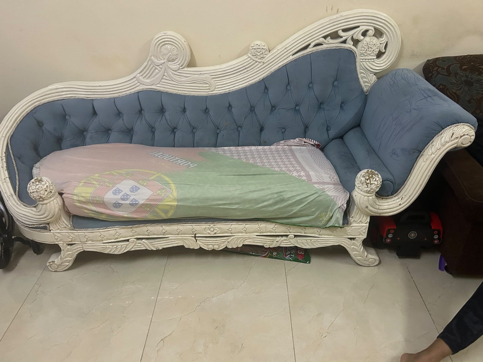 Used Sofa only